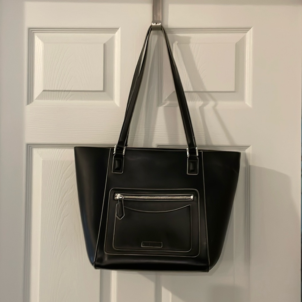 Vera Bradley Black Zipper Purse/Tote